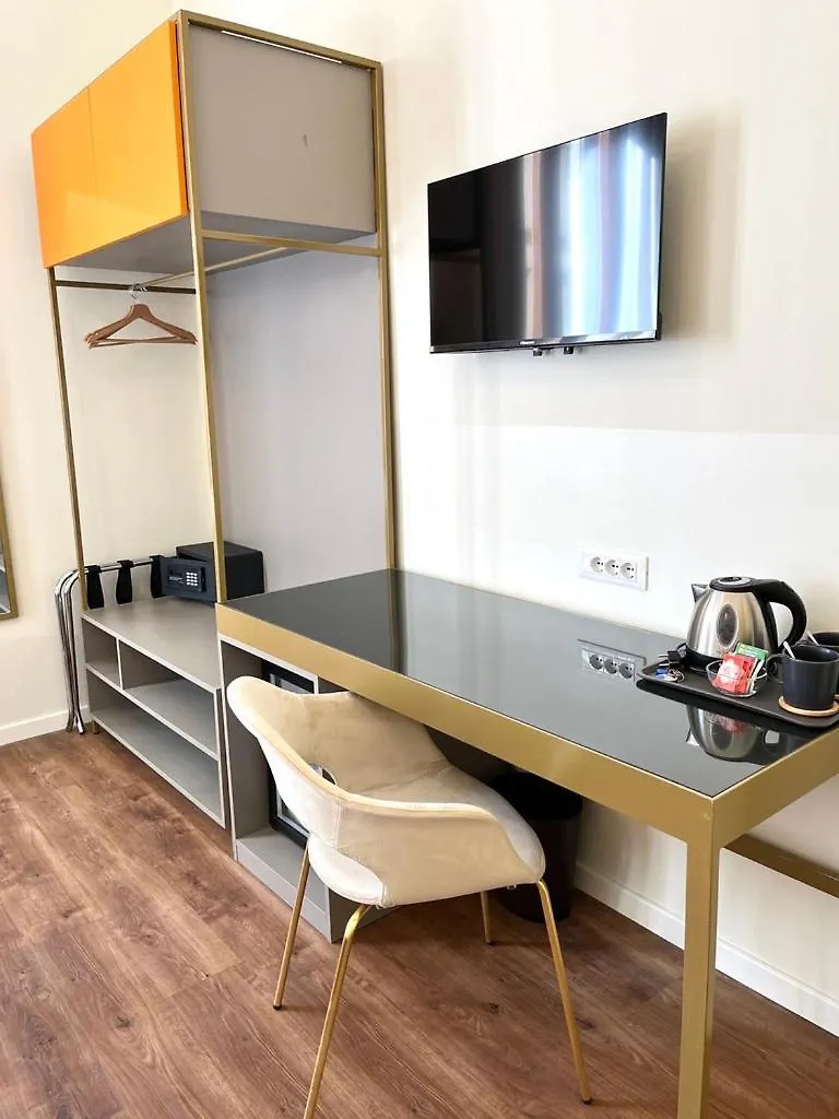 Hotel Duca D'Aosta Florence 2*,  Italy