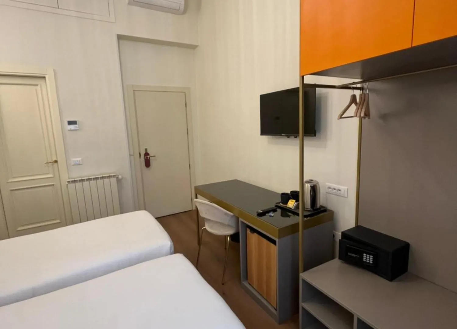 Hotel Duca D'Aosta Florence 2*,
